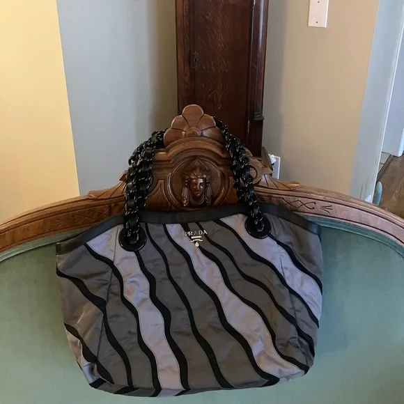 Prada Nappa & Tessuto Waves Tote Prada Black  and Gray tote bag - Picture 3 of 8